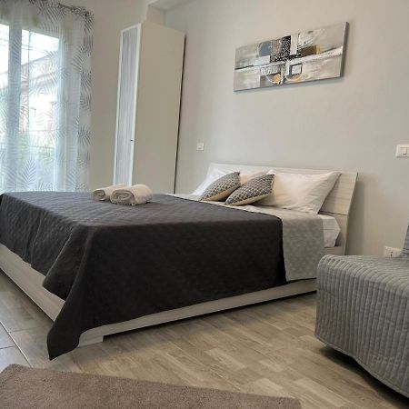Il Melograno Bed & Breakfast Carini Ngoại thất bức ảnh